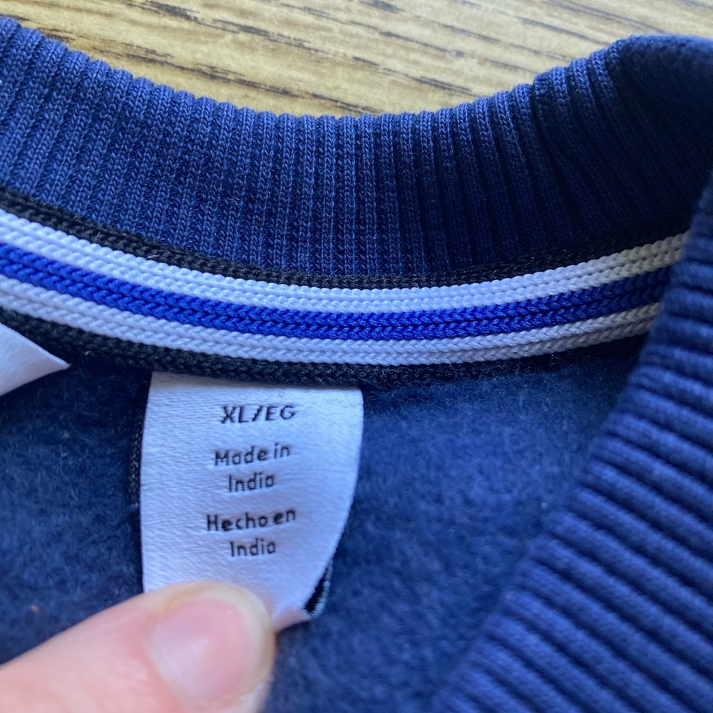 XL/EG Calvin Klein, men’s pull over sweater. - Picture 6 of 9